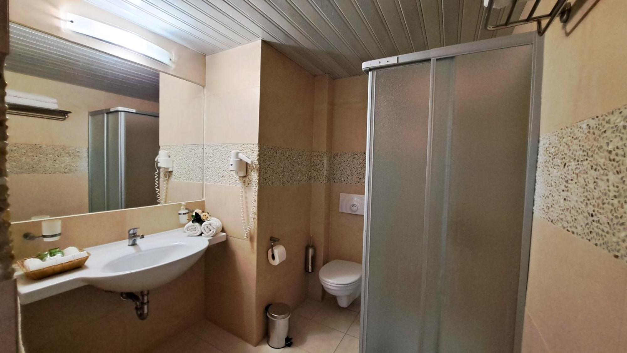 Hotel Astron Princess カルパトス エクステリア 写真