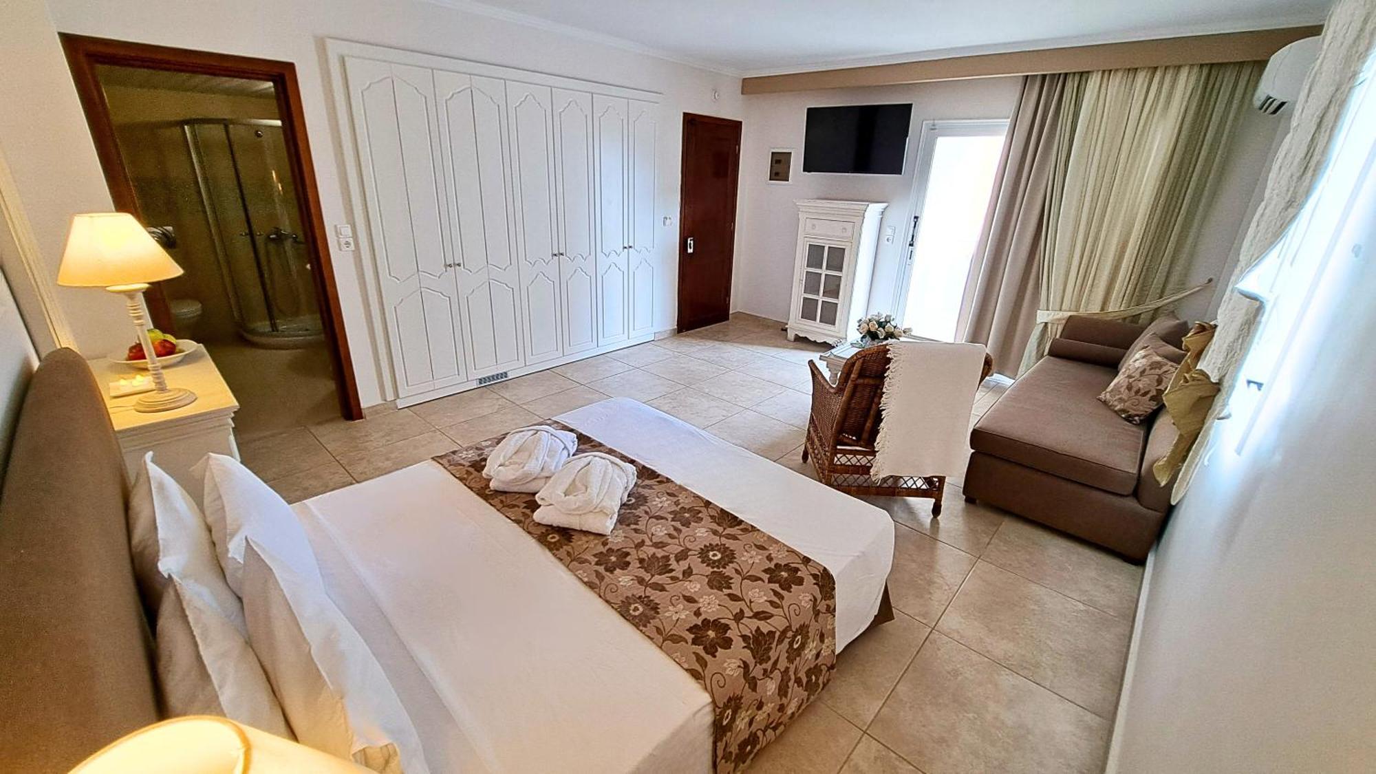 Hotel Astron Princess カルパトス エクステリア 写真